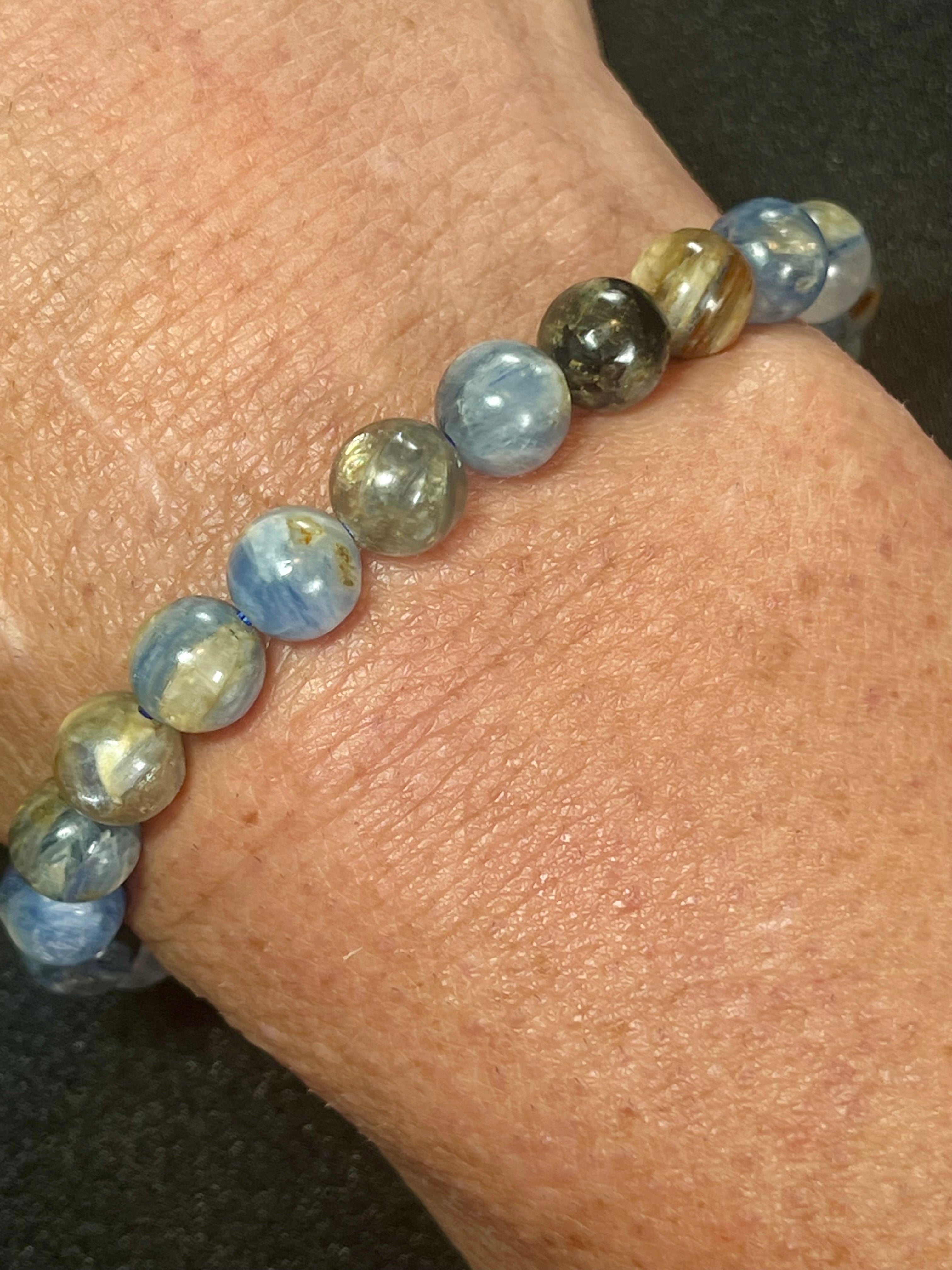 Sunset Kyanite smooth round 8mm bead stretch bracelet