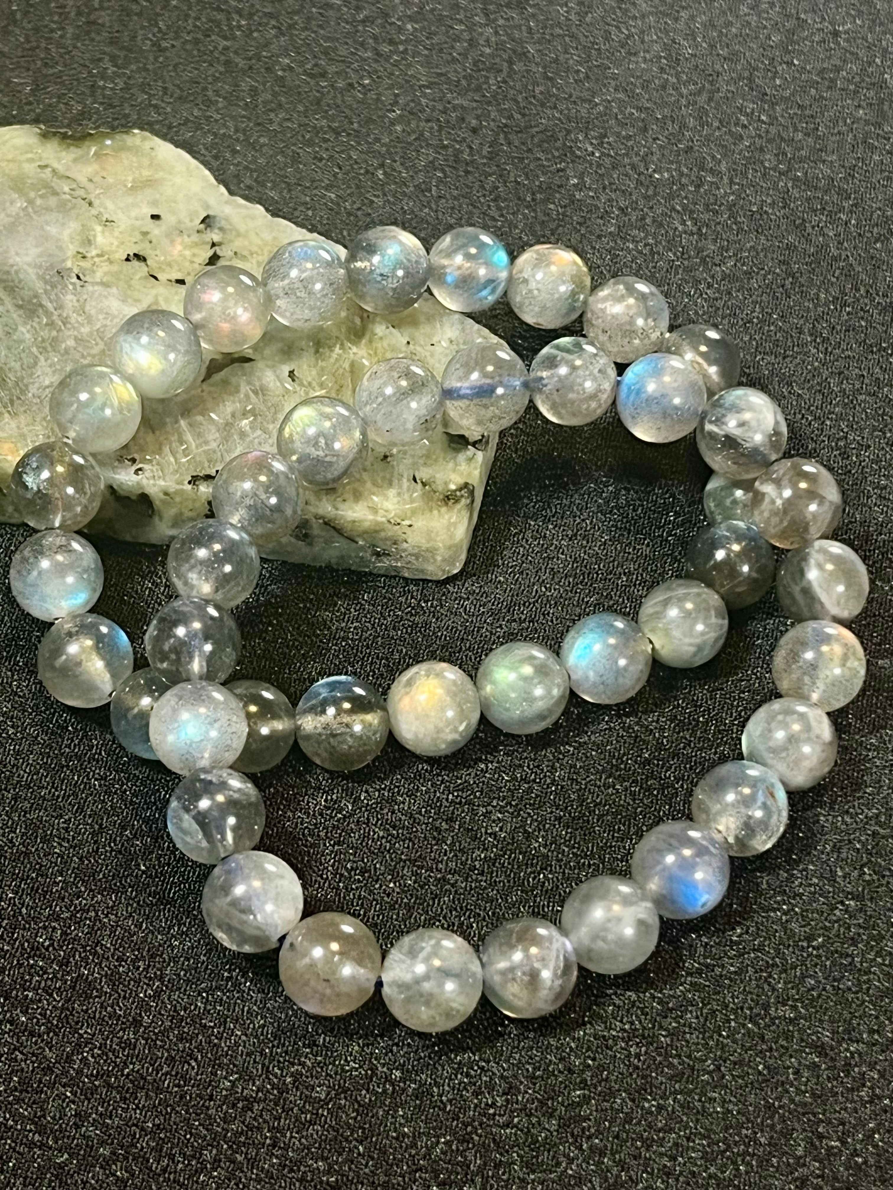 Labradorite smooth round 8mm bead stretch bracelet