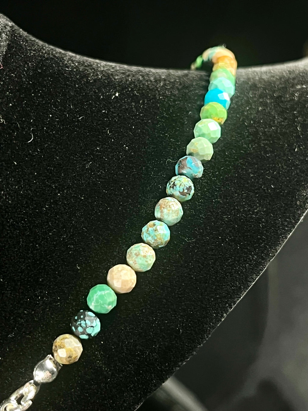 Turquoise gradient color style faceted round 5mm bead silver clasp 20” necklace; December birthstone