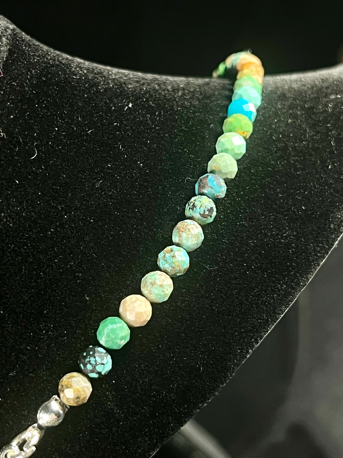 Turquoise gradient color style faceted round 5mm bead silver clasp 20” necklace; December birthstone