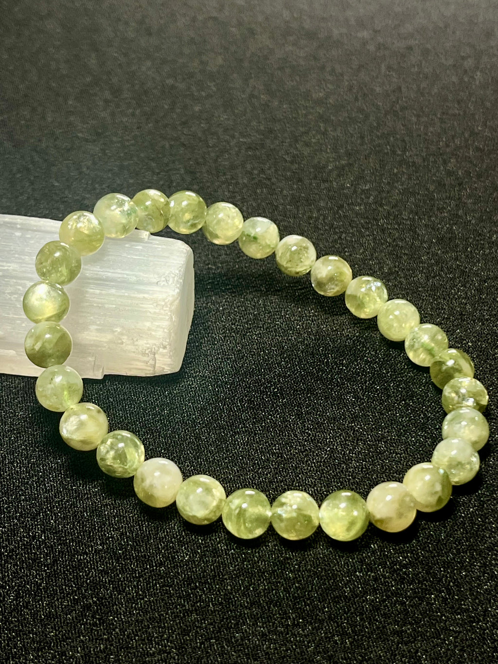Green Lepidolite smooth round 7mm bead stretch bracelet