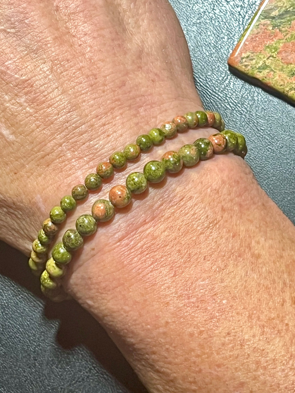 Unakite smooth round 4mm and 6mm bead bracelet