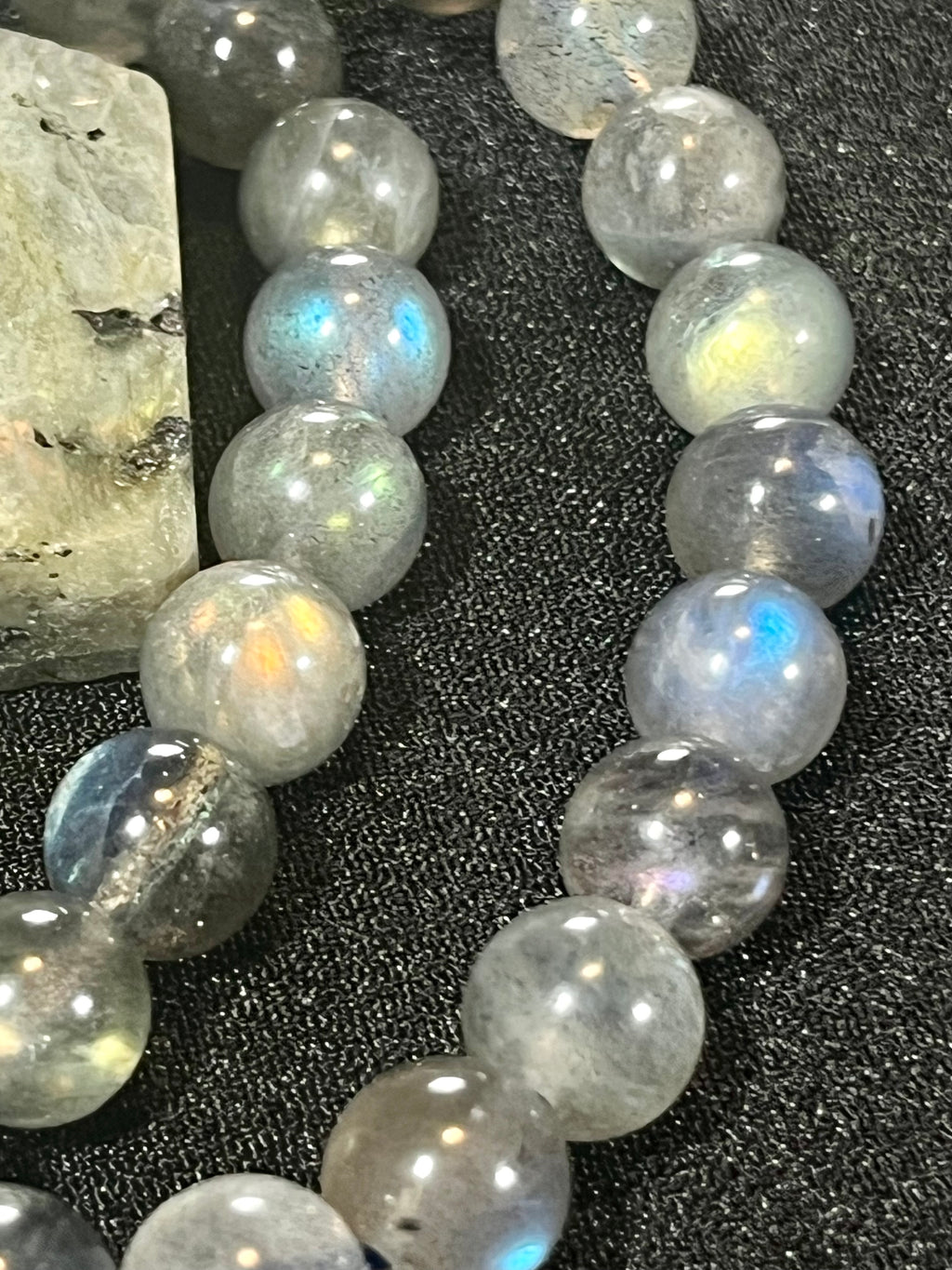 Labradorite smooth round 8mm bead stretch bracelet