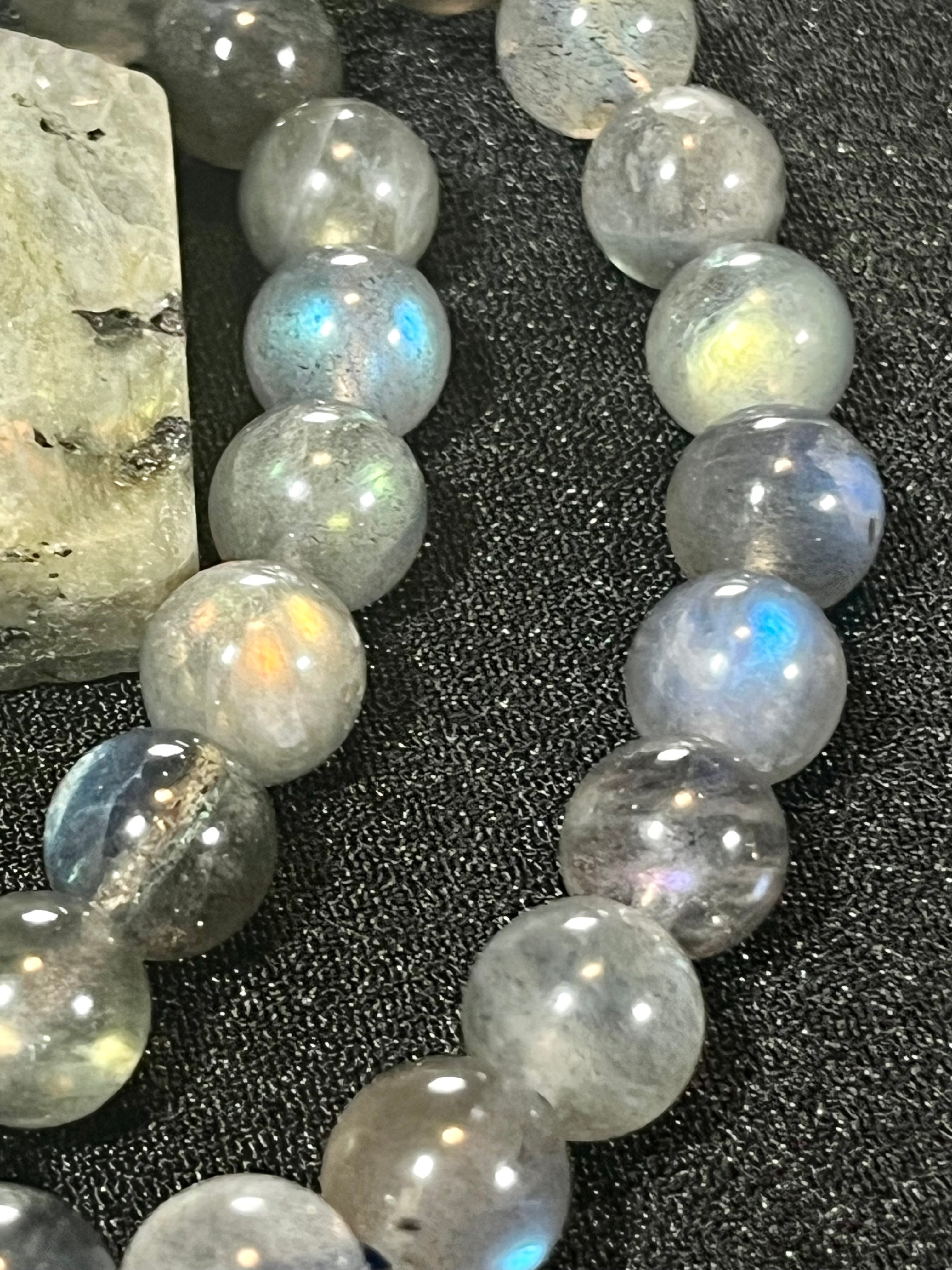 Labradorite smooth round 8mm bead stretch bracelet