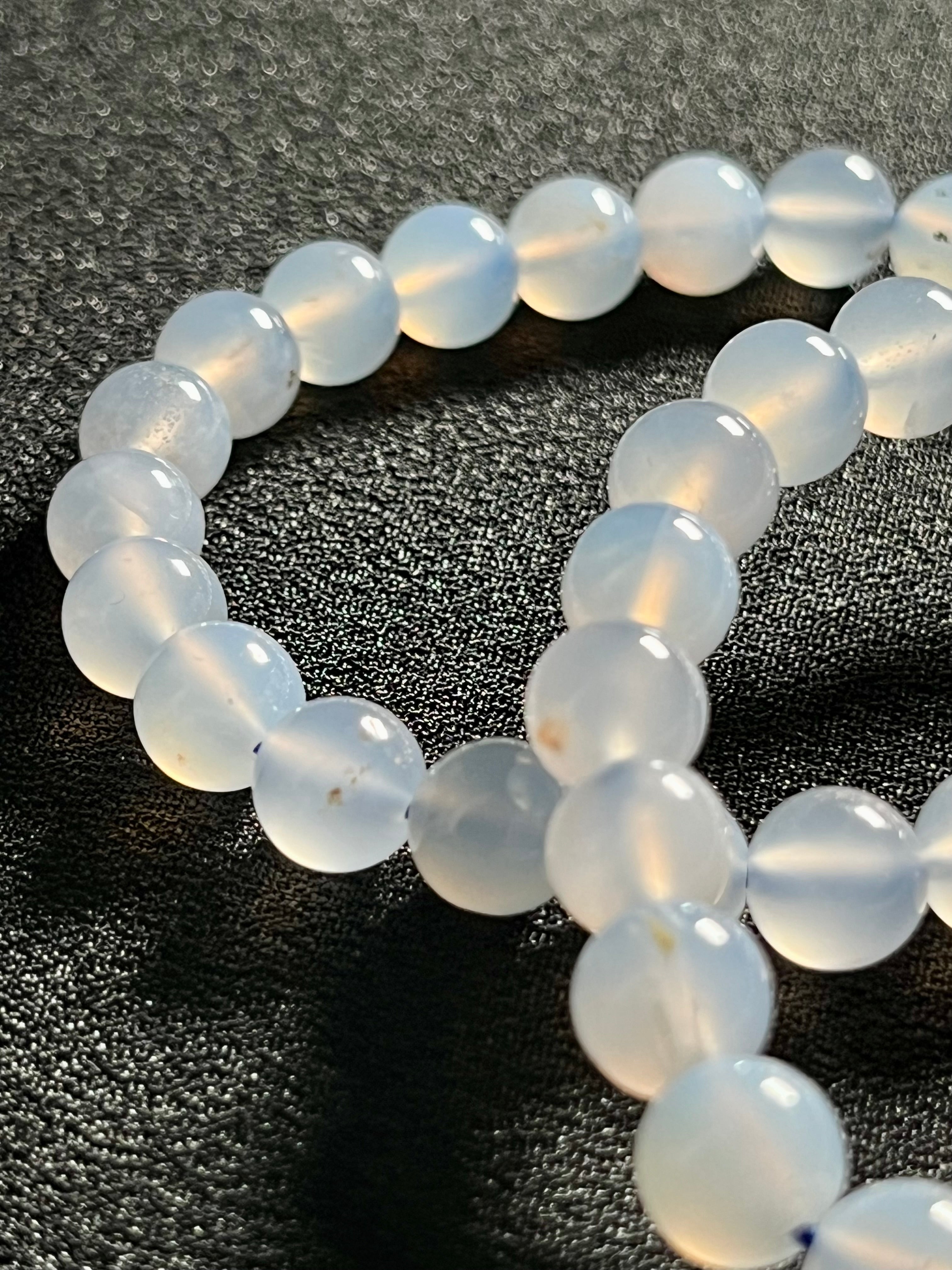 Blue Chalcedony smooth round 8mm bead stretch bracelet (AAA grade) “🗣️The Speaker’s Stone”