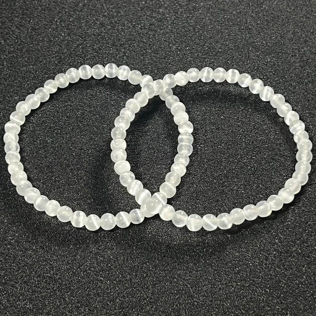 Selenite smooth round 4mm single stretch bracelet