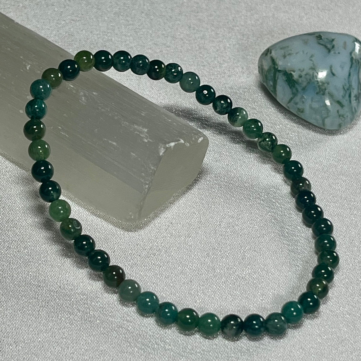 Moss Agate smooth round 4mm, 6.5mm and 8.5mm bead stretch bracelet