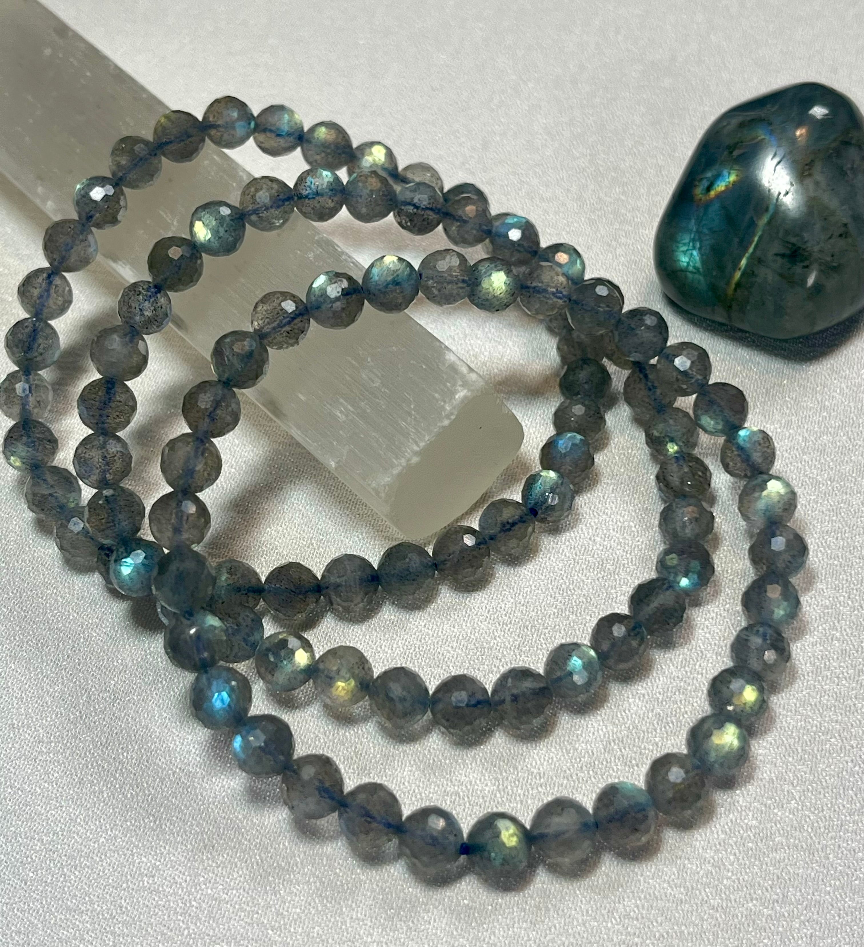 Premium Labradorite sparkly faceted round 6mm bead stretch bracelet w/ strong flash every bead