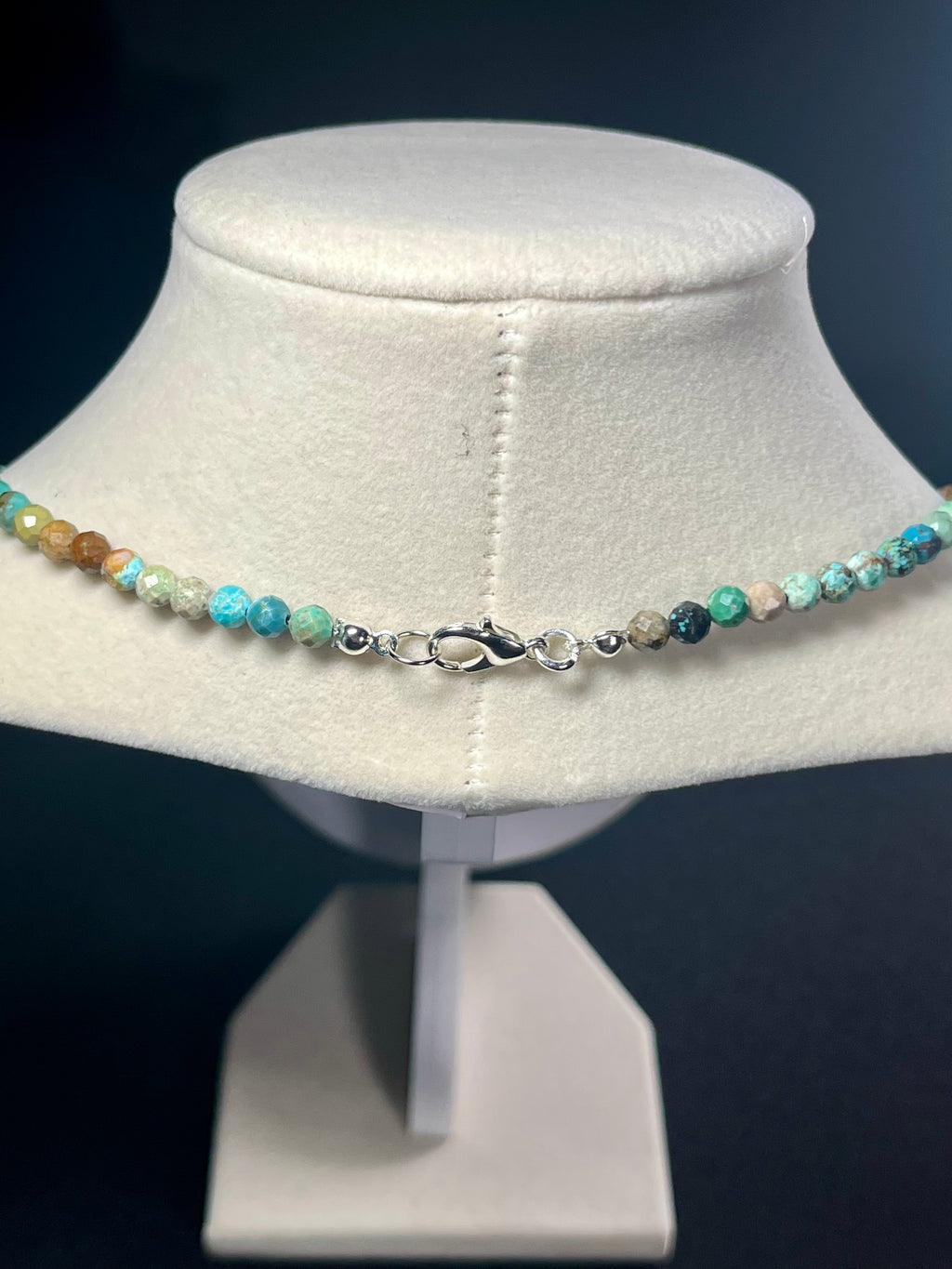 Turquoise gradient color style faceted round 5mm bead silver clasp necklace; December birthstone