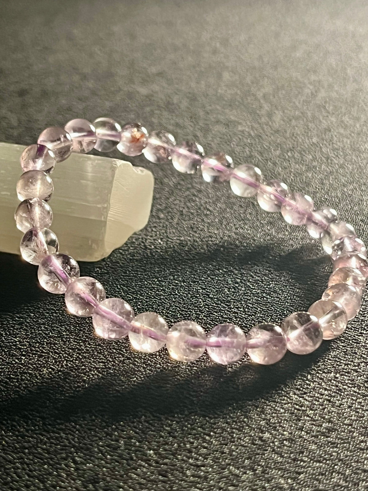 Light Lilac Amethyst smooth round 6mm bead stretch bracelet high clarity (AA grade); February birthstone