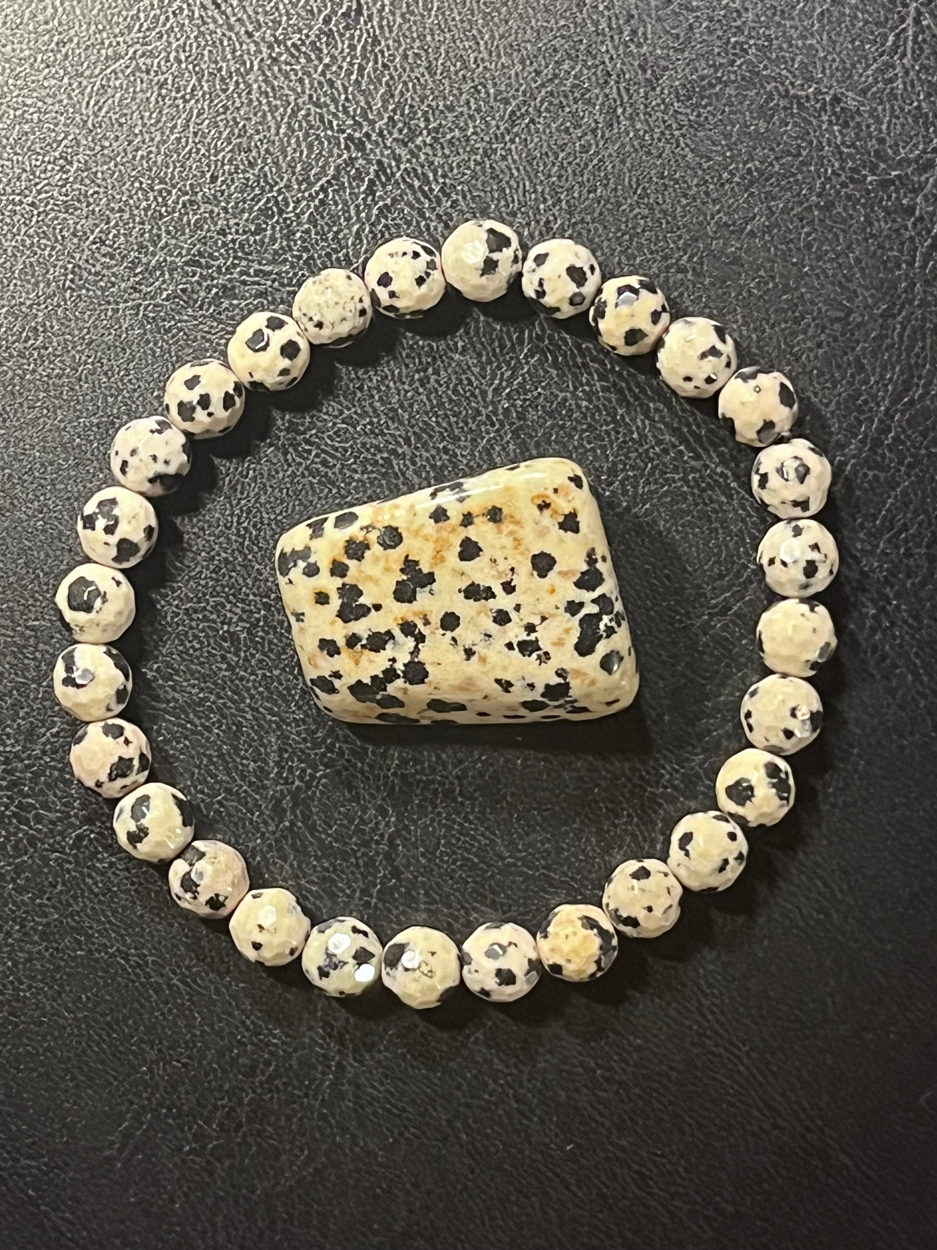 Dalmatian Jasper faceted round 6mm bead stretch bracelet
