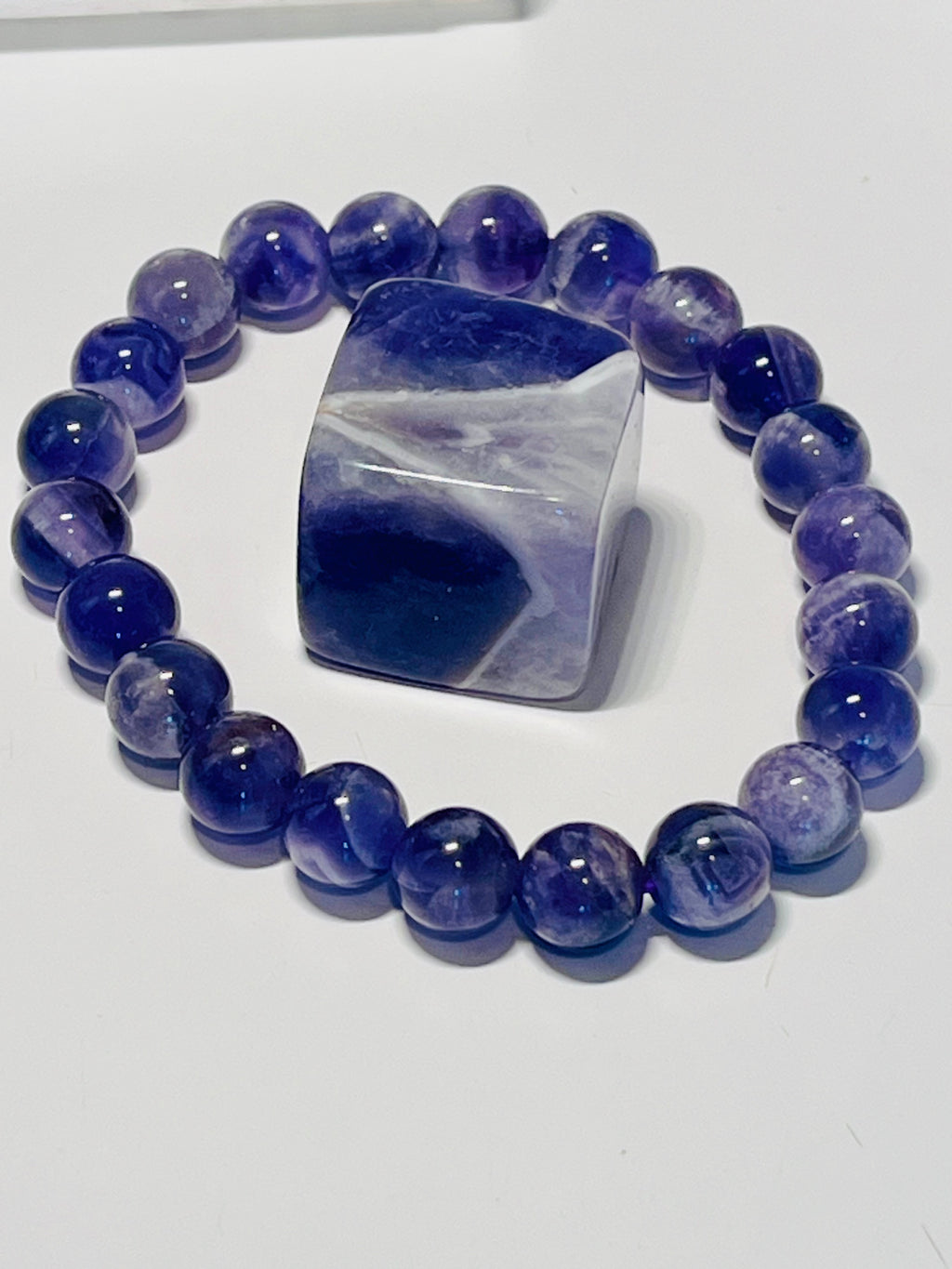 Chevron Amethyst smooth round 8mm bead stretch bracelet; February birthstone