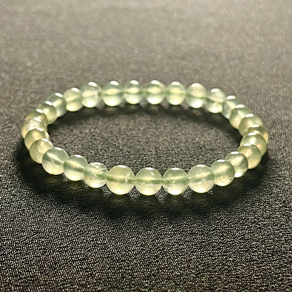 Prehnite smooth round 6mm bead stretch bracelets (AAA grade)