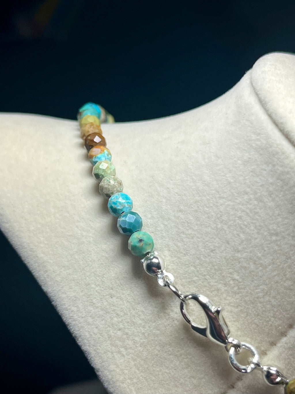 Turquoise gradient color style faceted round 5mm bead silver clasp necklace; December birthstone