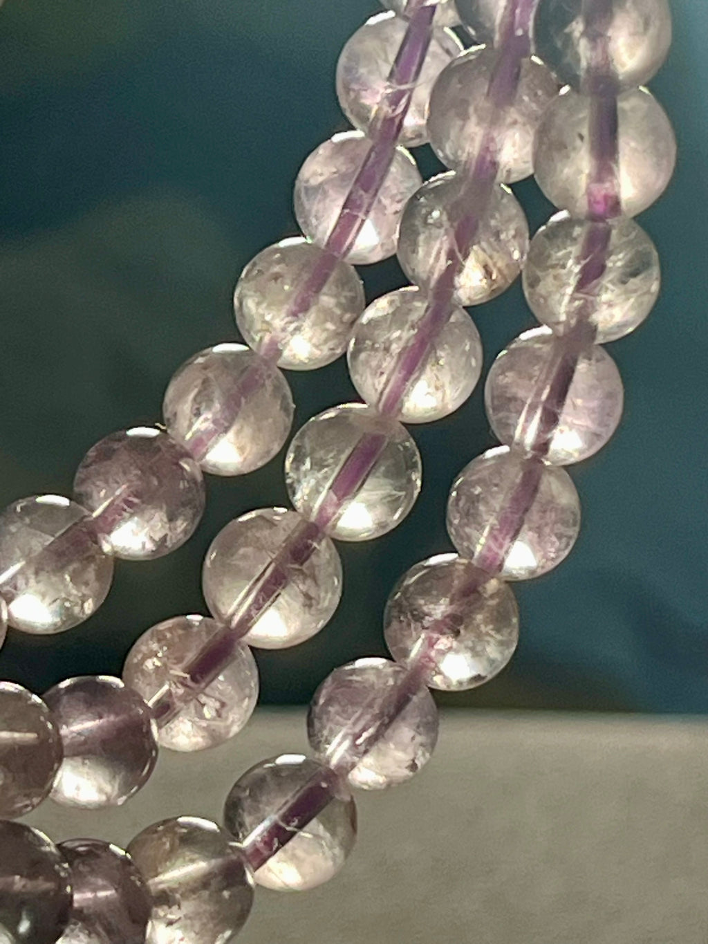 Light Lilac Amethyst smooth round 6mm bead stretch bracelet high clarity (AA grade); February birthstone