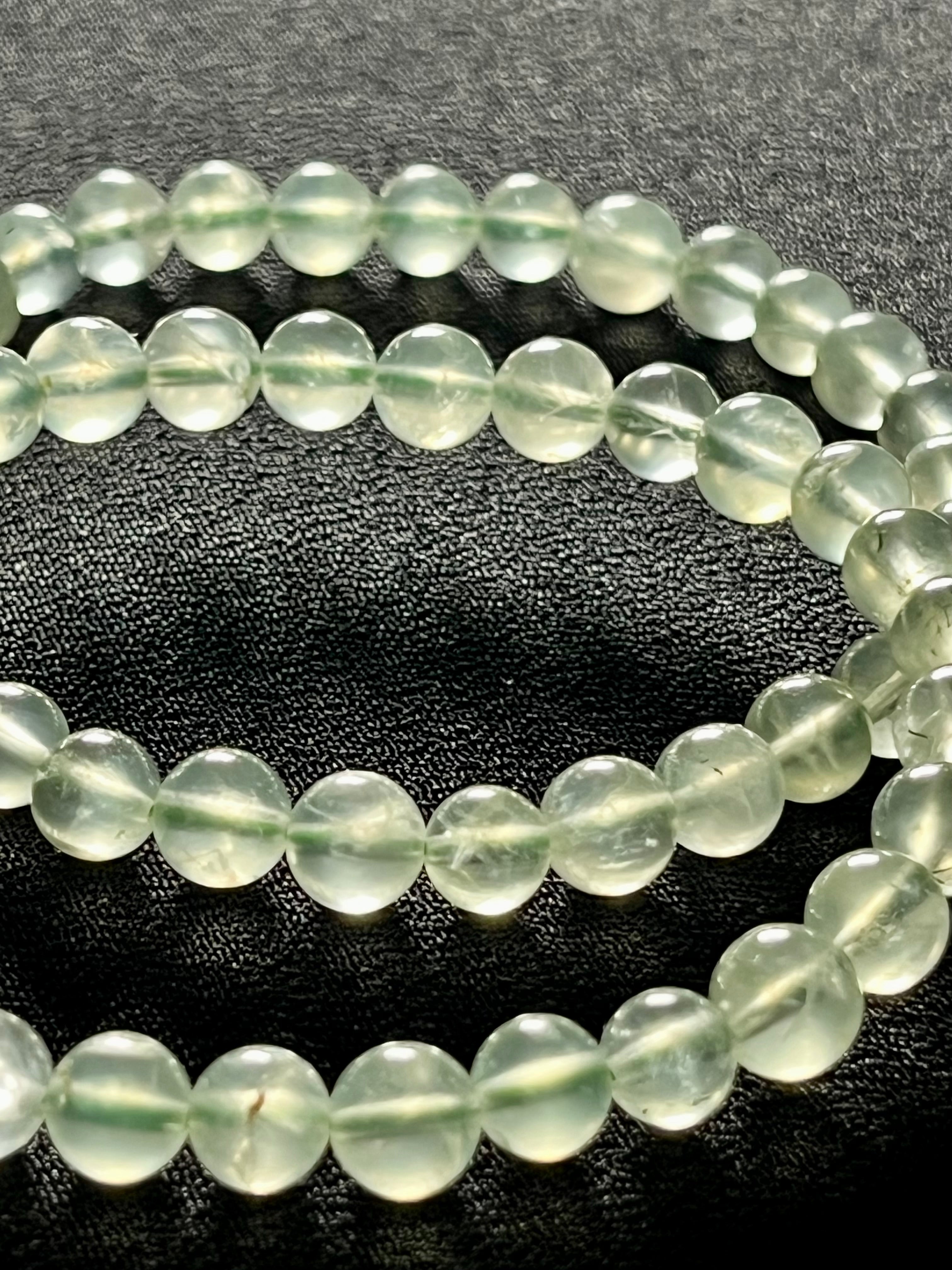 Prehnite smooth round 6mm bead stretch bracelets (AA grade)