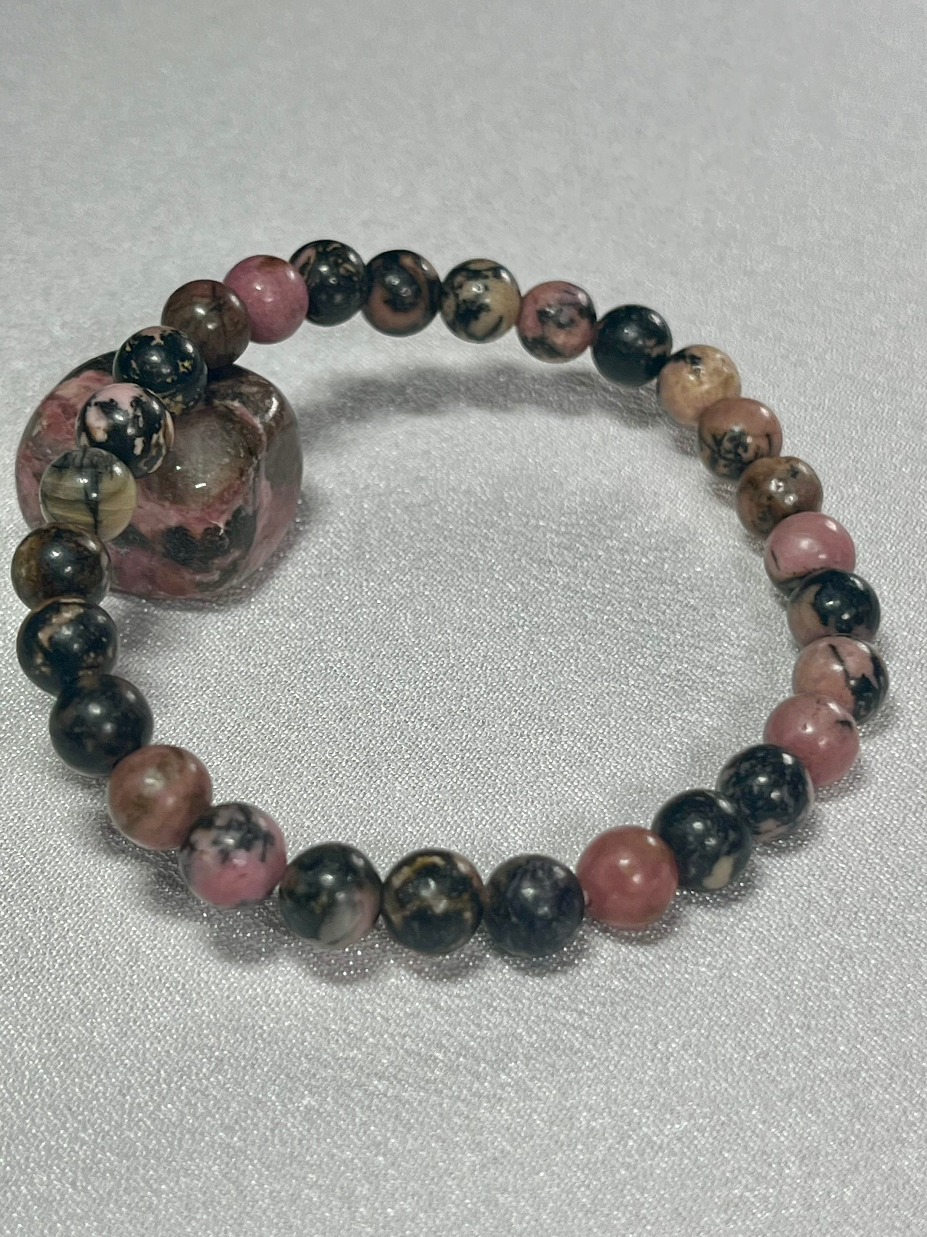 Rhodonite with black matrix smooth round 6mm bead stretch bracelet
