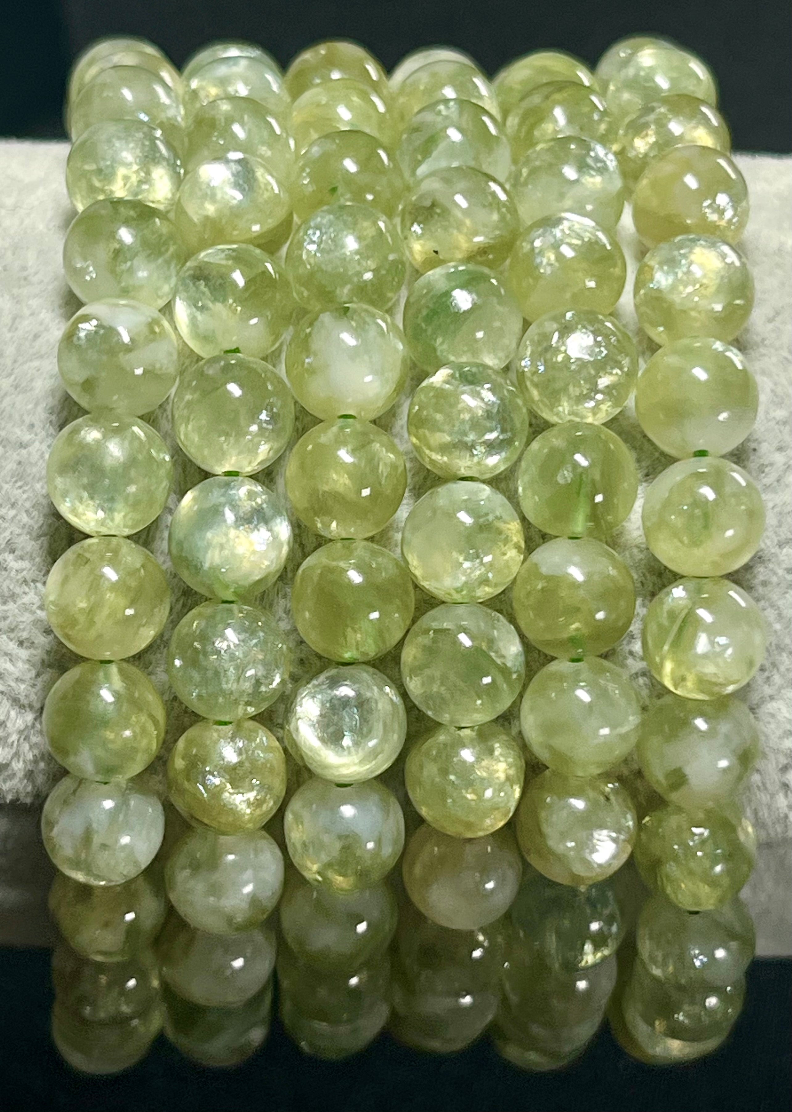 Green Lepidolite smooth round 7mm bead stretch bracelet