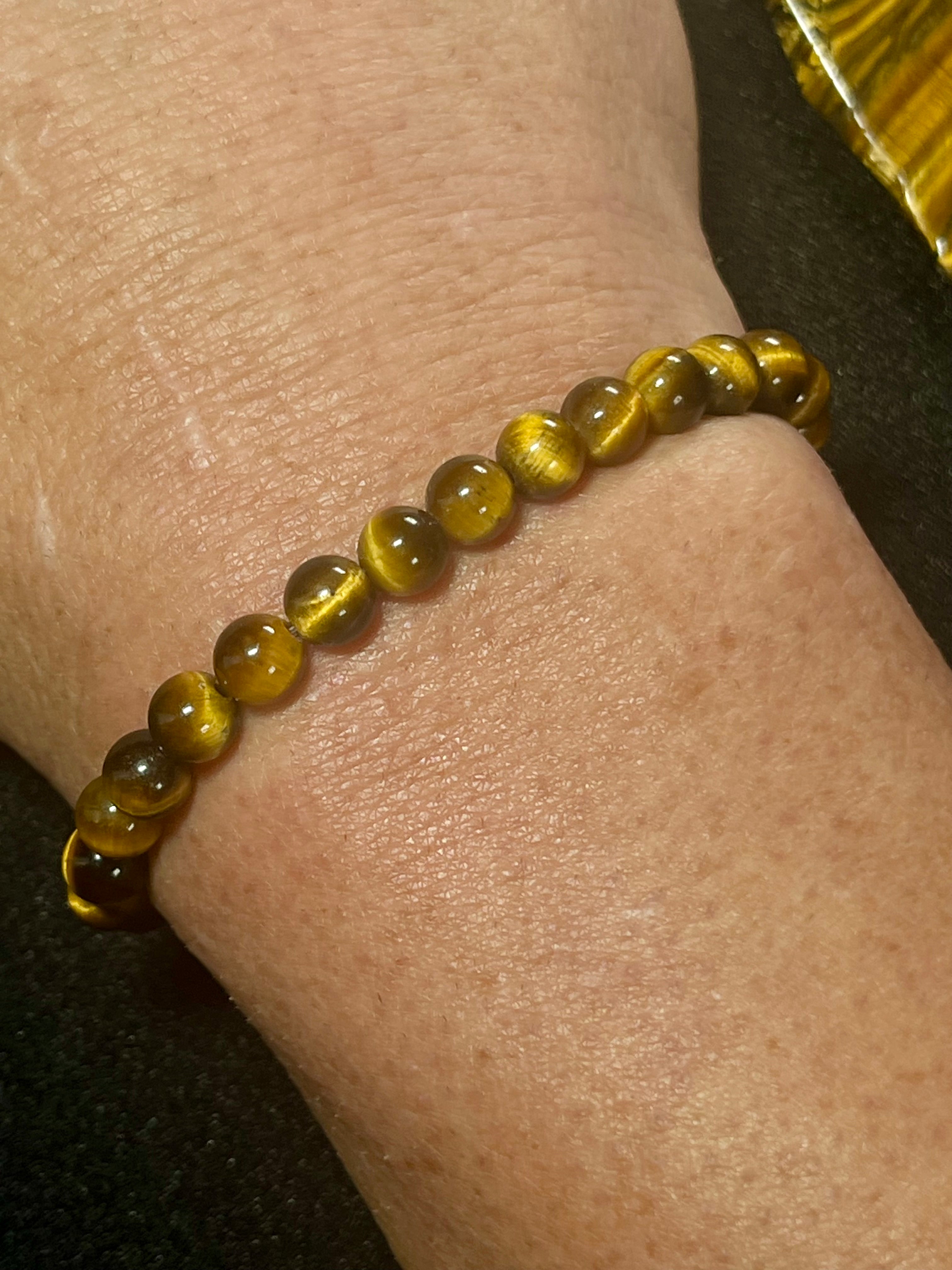 Tiger’s Eye smooth round 4mm, 6mm, 8mm bead stretch bracelet (A grade)