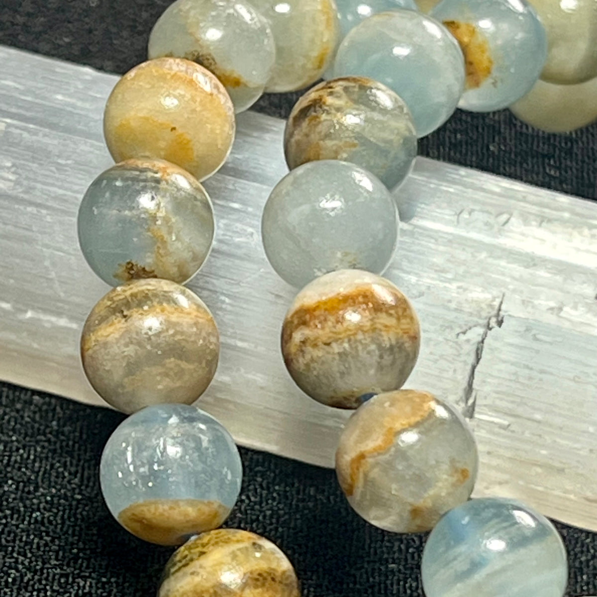 Argentina Blue Calcite smooth round 8mm bead stretch bracelet