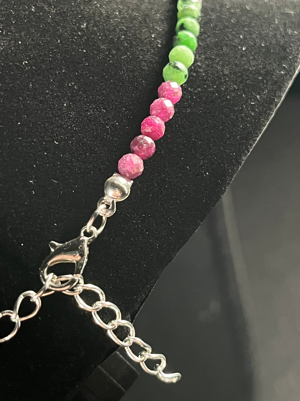 Ruby Zoisite ombre style faceted round 4mm bead 22” adjustable necklace w/ silver clasp & extension chain; traditional July birthstone (Ruby)