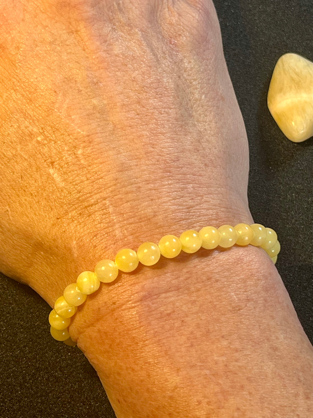 Yellow Calcite smooth round 6mm bead bracelet