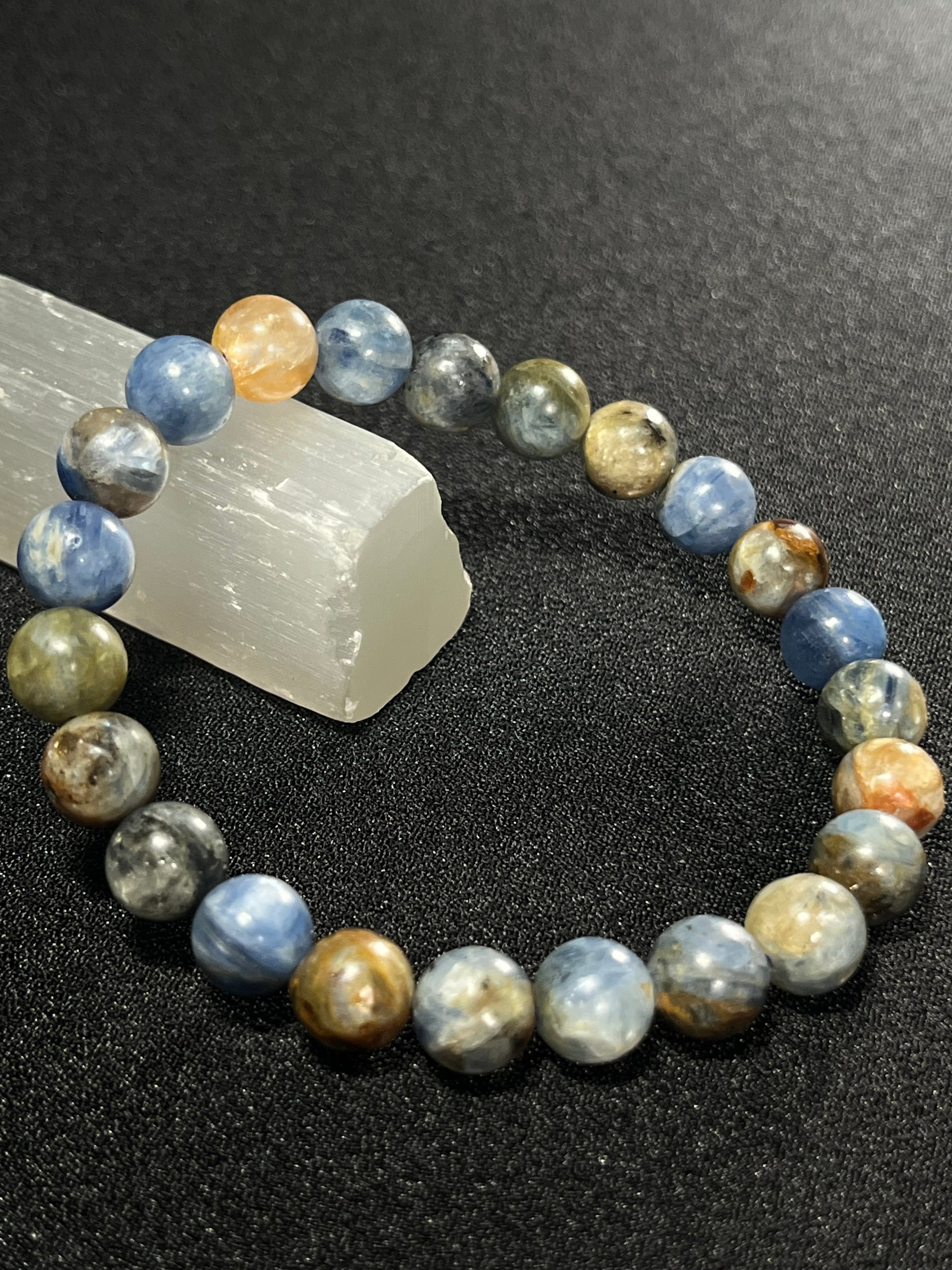 Sunset Kyanite smooth round 8mm bead stretch bracelet
