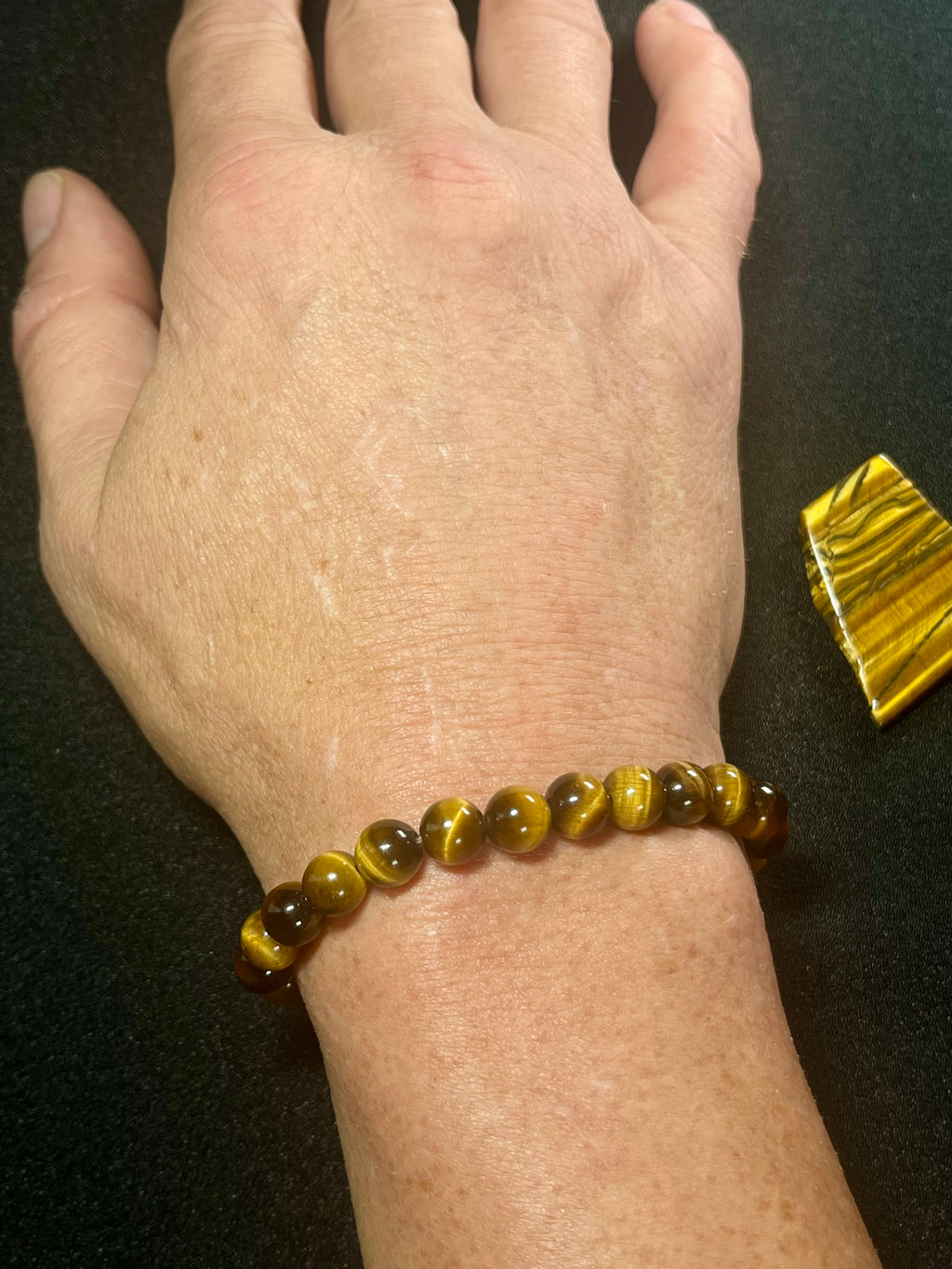 Tiger’s Eye smooth round 4mm, 6mm, 8mm bead stretch bracelet (A grade)