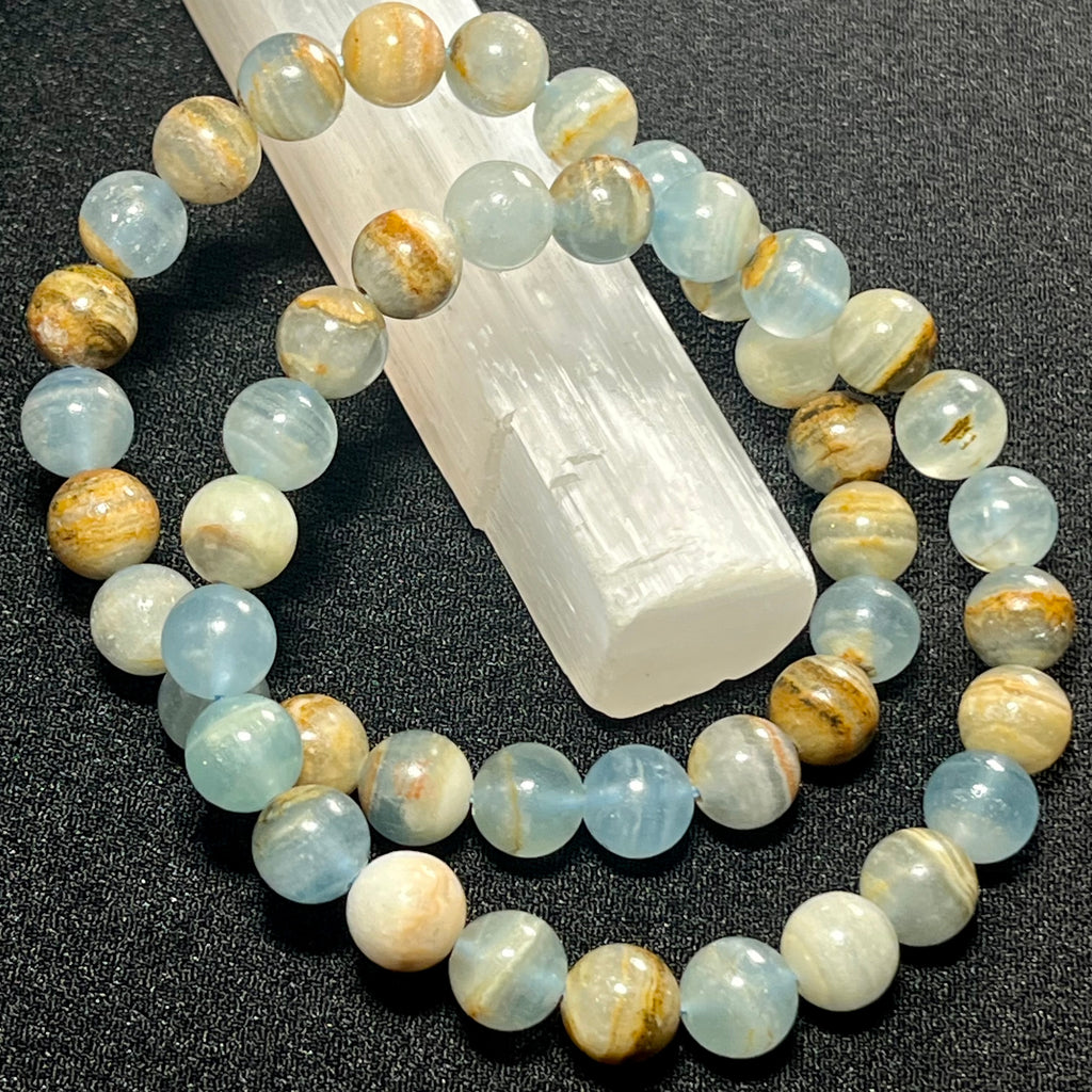 Argentina Blue Calcite smooth round 8mm bead stretch bracelet