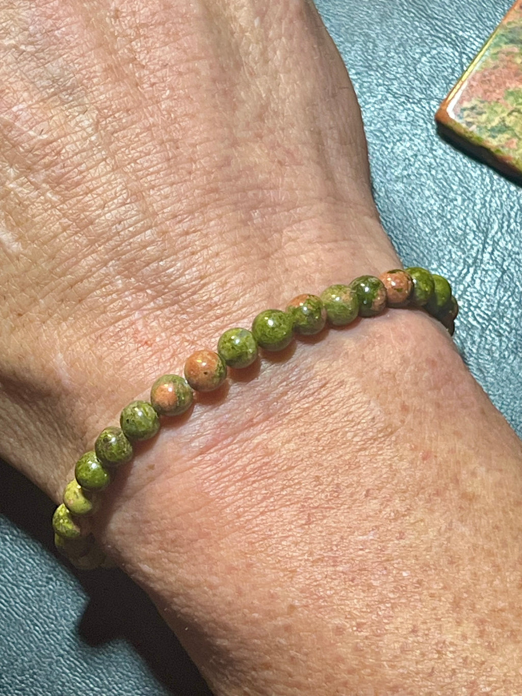 Unakite smooth round 4mm and 6mm bead bracelet