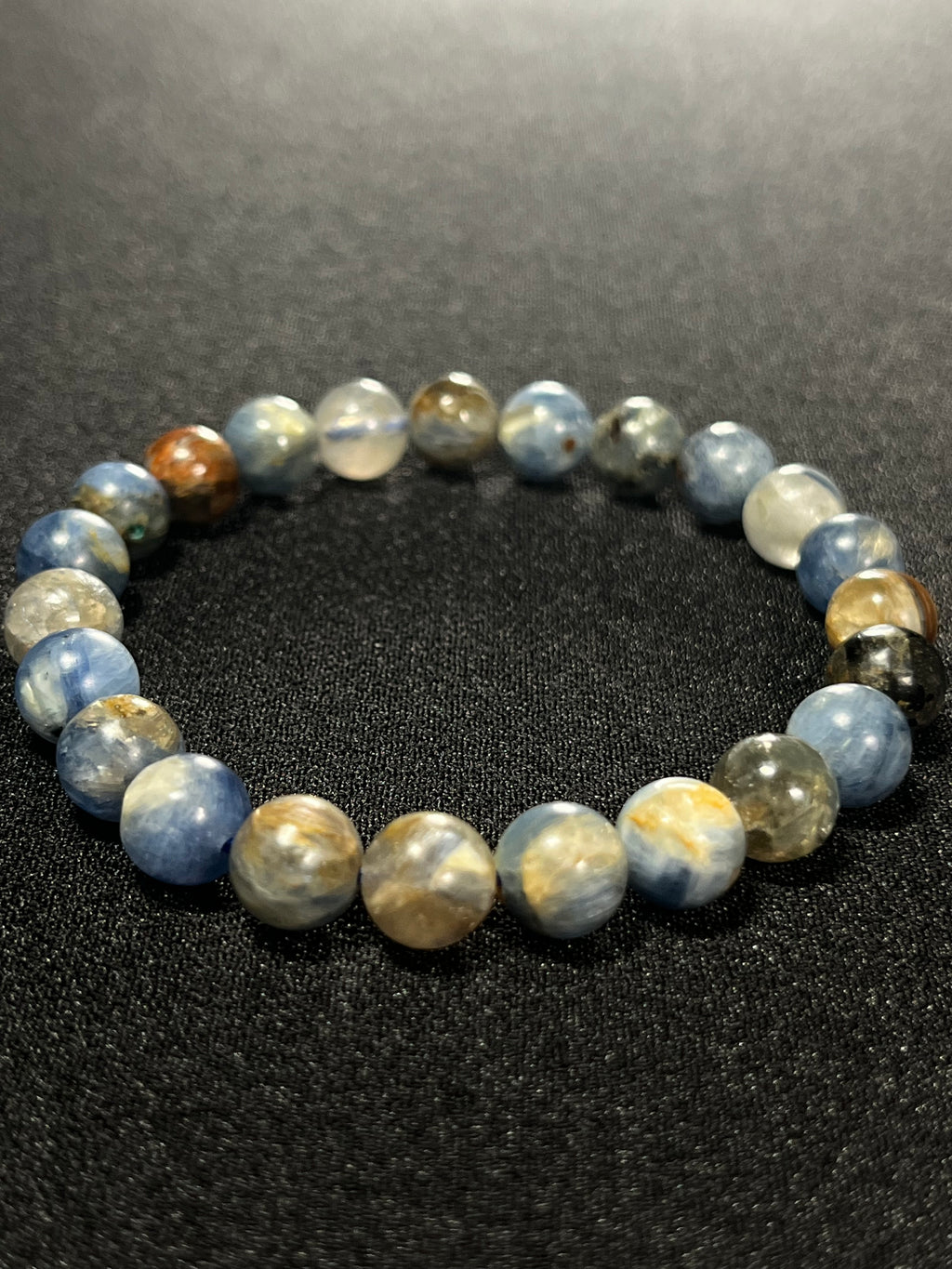 Sunset Kyanite smooth round 8mm bead stretch bracelet