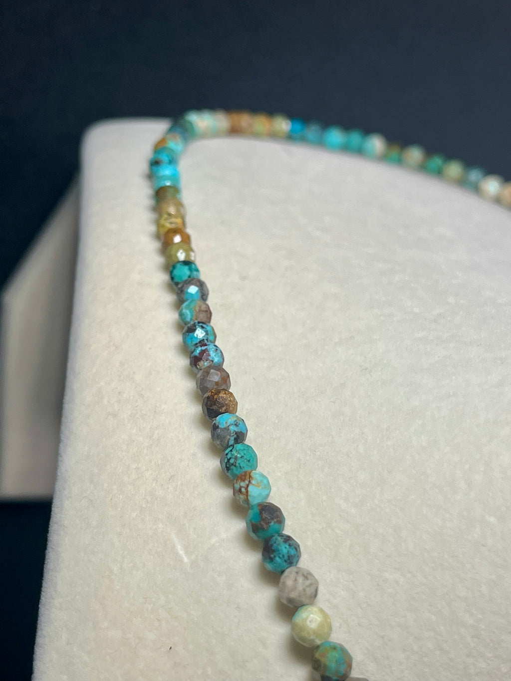 Turquoise gradient color style faceted round 5mm bead silver clasp necklace; December birthstone