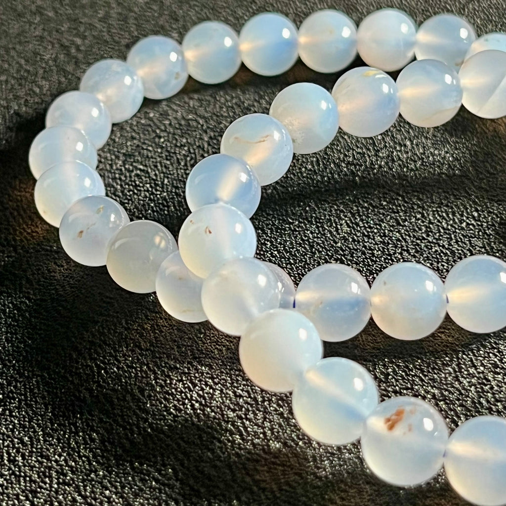 Blue Chalcedony smooth round 8mm bead stretch bracelet (AAA grade) “🗣️The Speaker’s Stone”