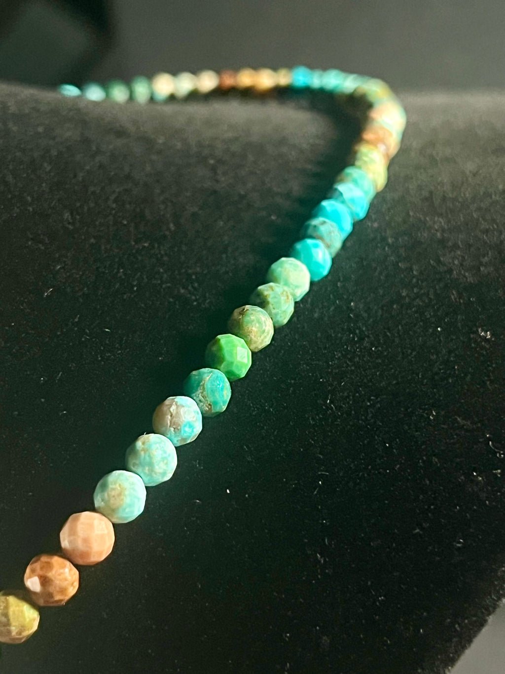 Turquoise gradient color style faceted round 5mm bead silver clasp 20” necklace; December birthstone