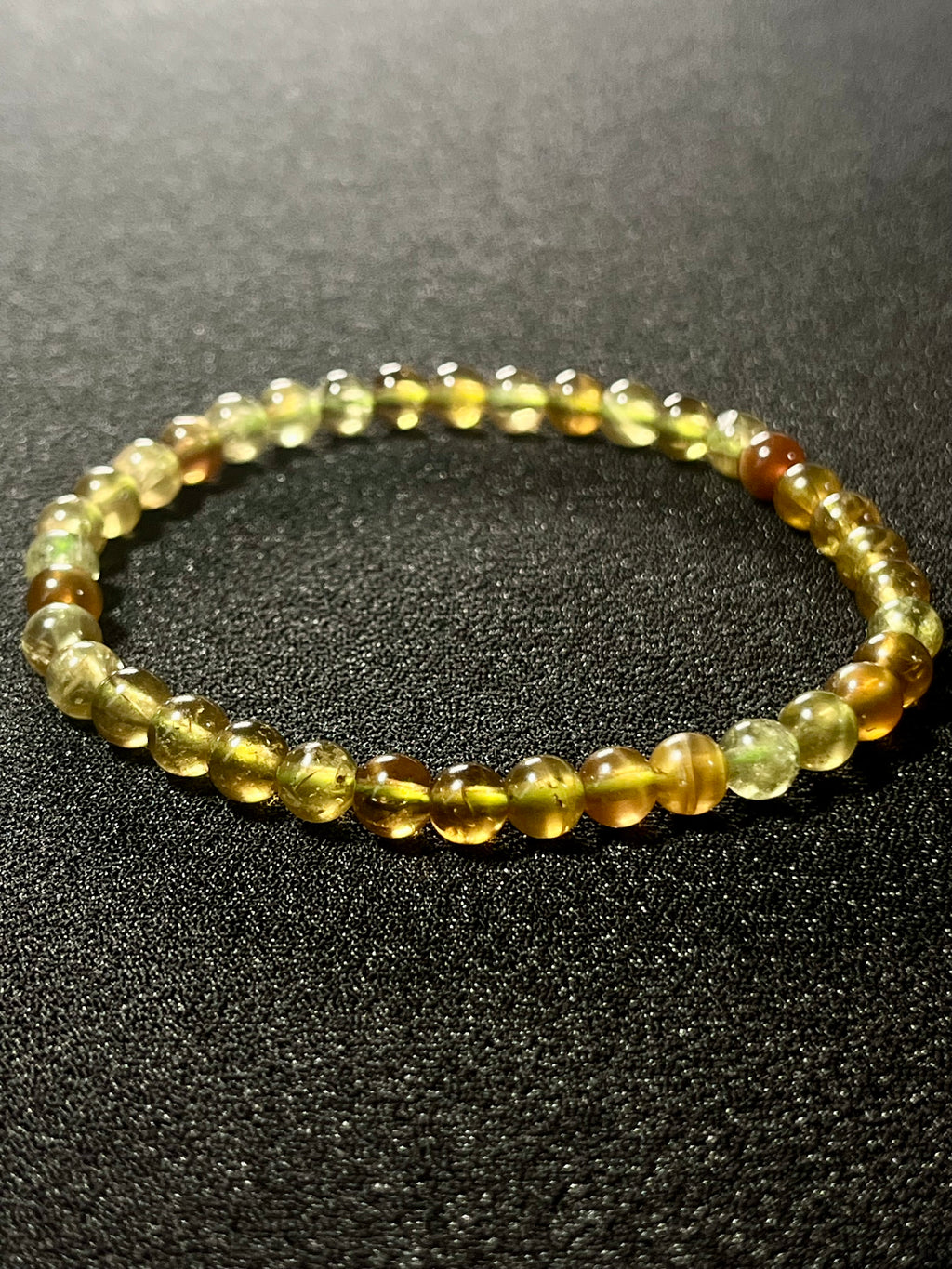 RARE Green Tsavorite Garnet smooth round 5mm bead stretch bracelet (AA grade)