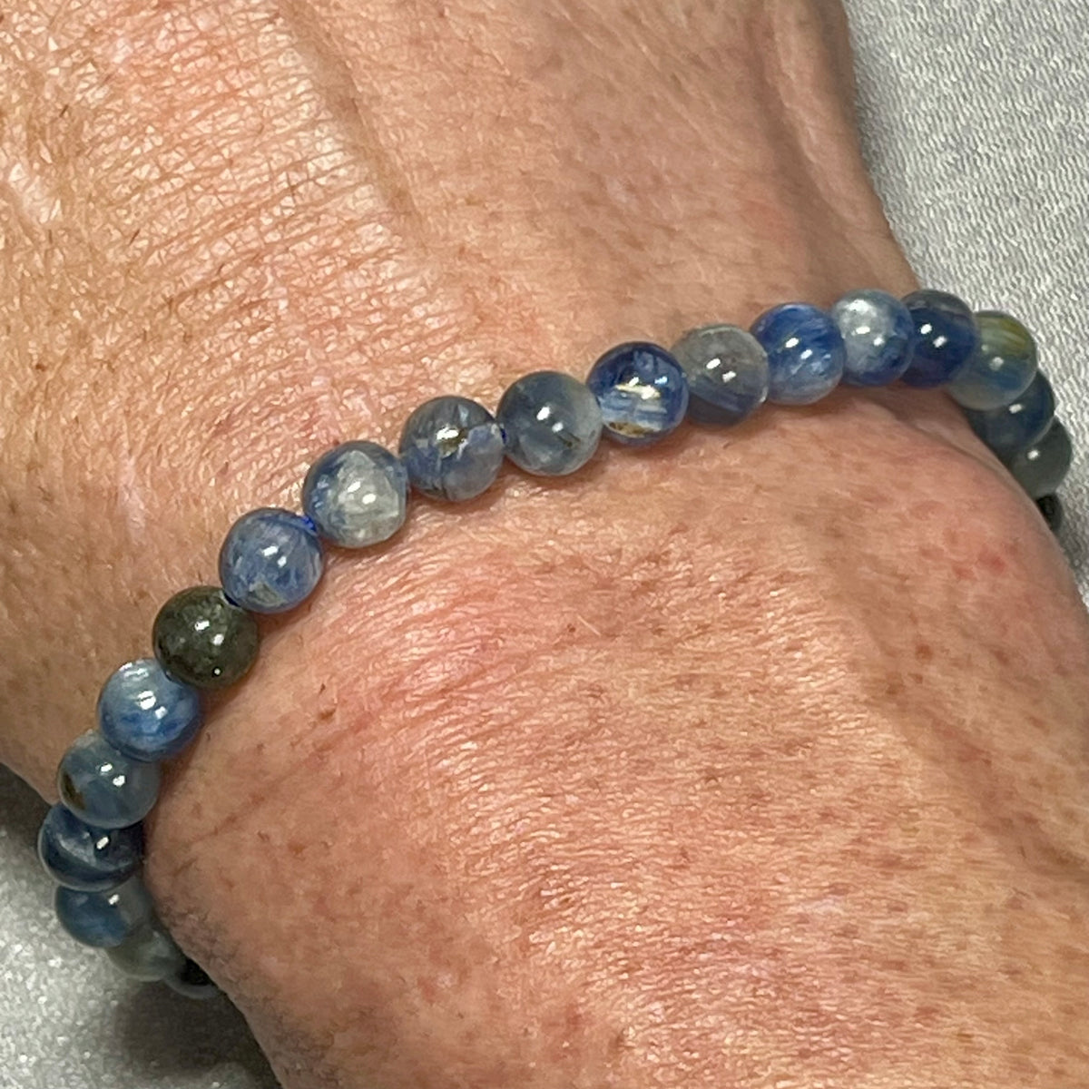 Kyanite Mix smooth round 6mm bead stretch bracelet