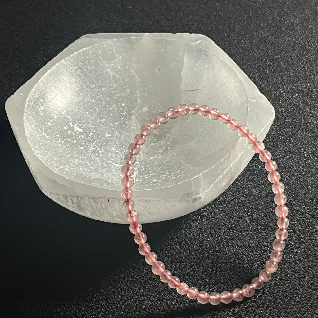 Light Strawberry Quartz smooth round 4mm bead stretch bracelet