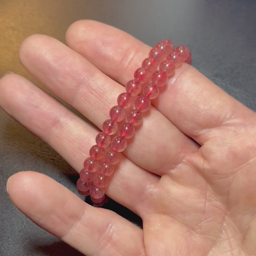 Strawberry Quartz smooth round 6mm bead stretch bracelet (AAA grade)